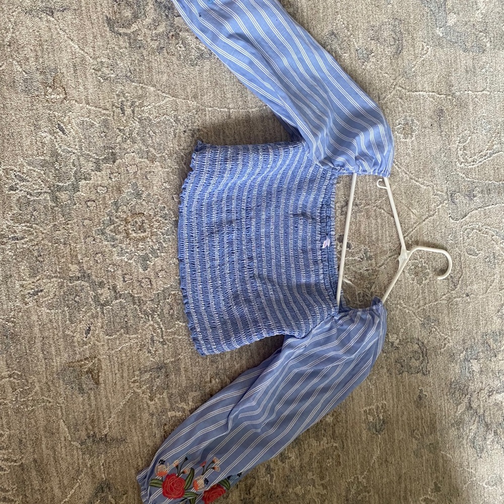 long sleeve striped cropped blouse
